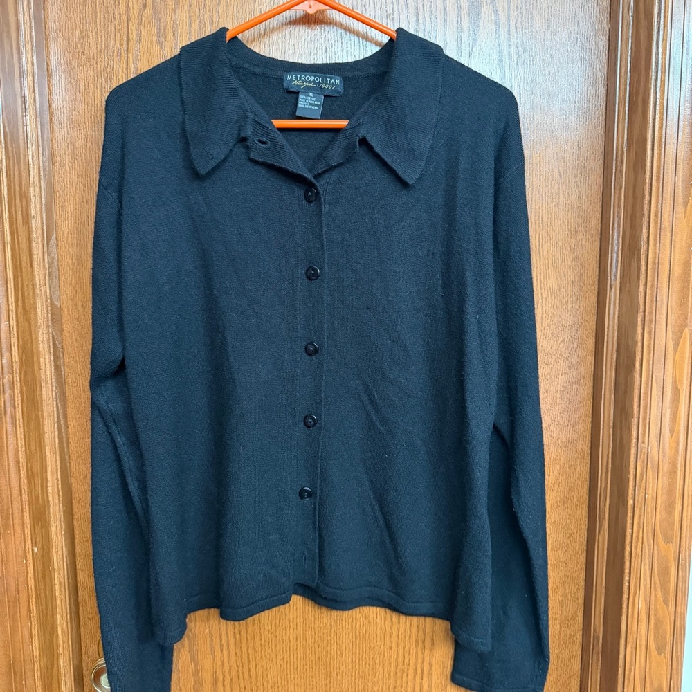 Vintage Black Women's Cardigan Sweater With Collar